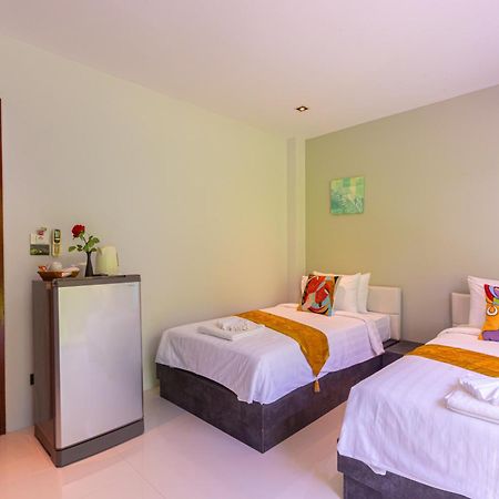 Rossarin Sea View Patong Hotell Exteriör bild