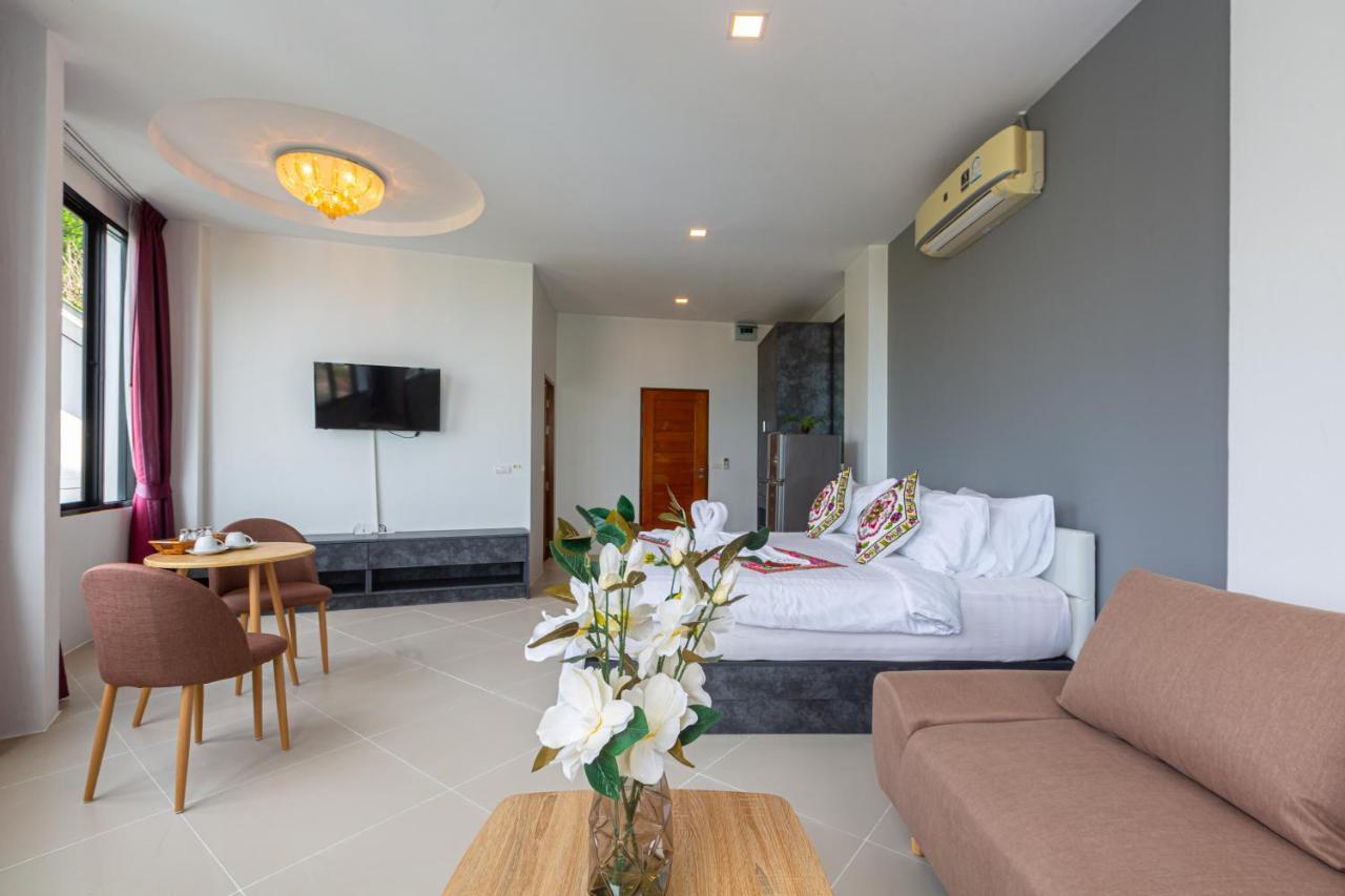 Rossarin Sea View Patong Hotell Exteriör bild