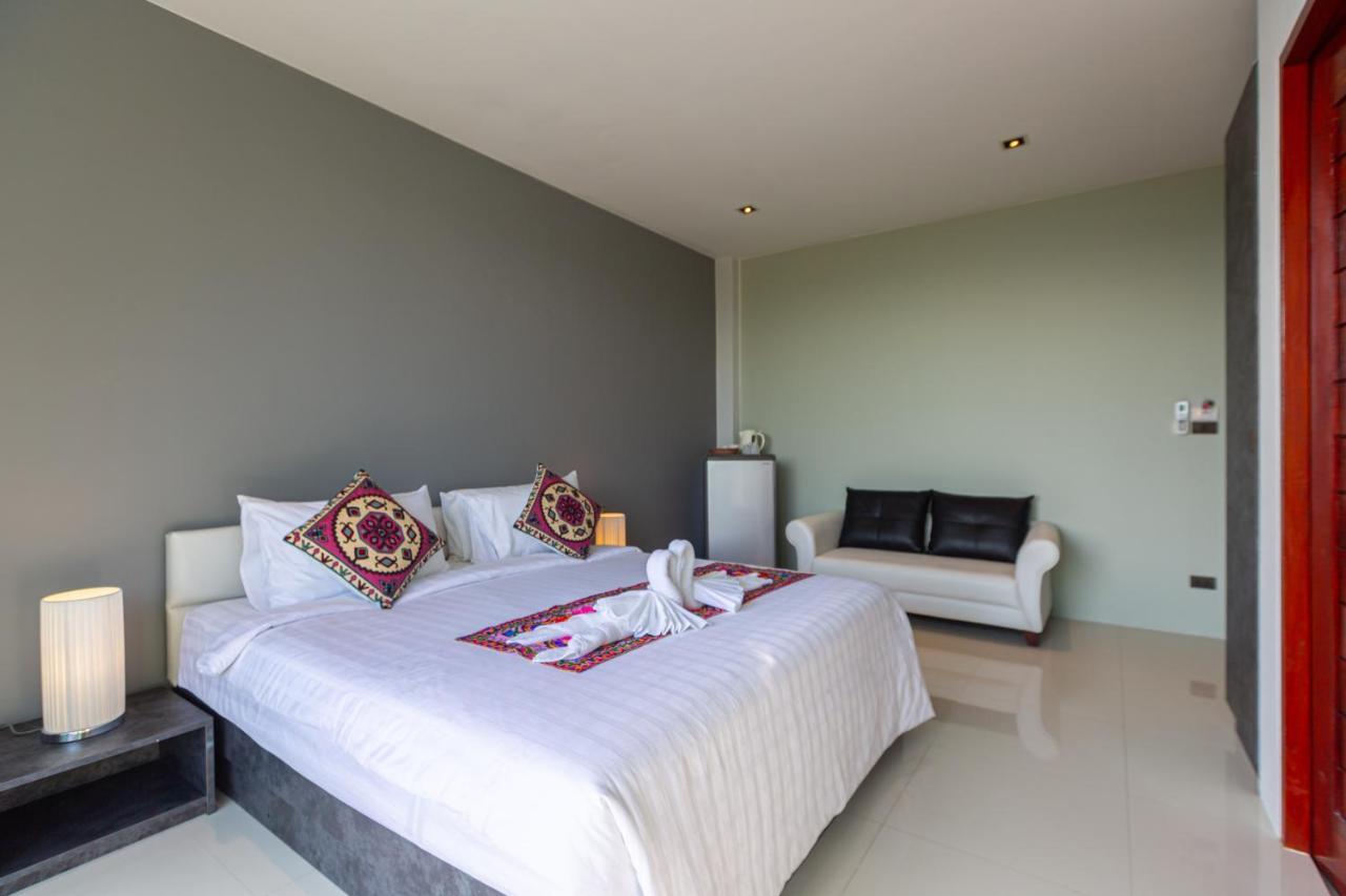 Rossarin Sea View Patong Hotell Exteriör bild